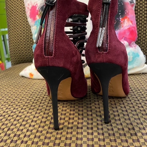 L.A.M.B. Burgundy Caged pumps - Picture 3 of 6